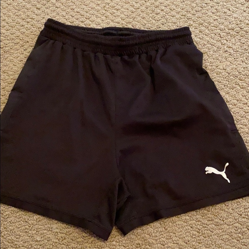 High waisted puma shorts.